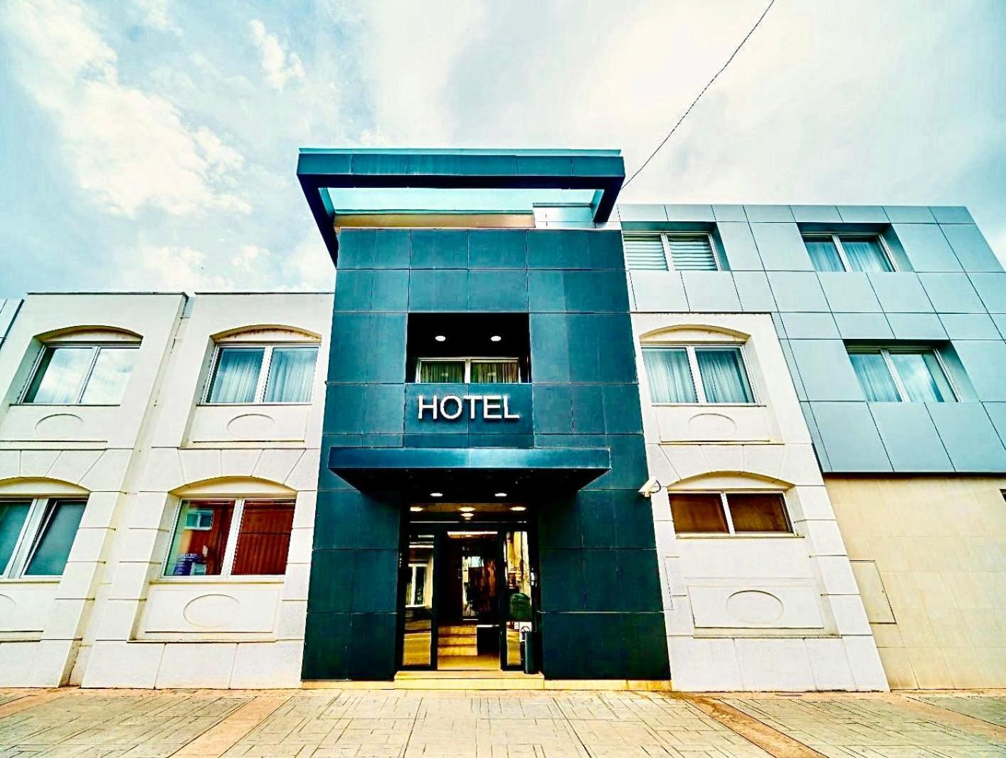 Hotel Sun Loznica Exterior foto